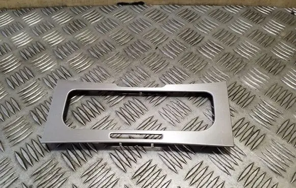Volkswagen PASSAT CC Climate control/heater control trim 3AA863082A