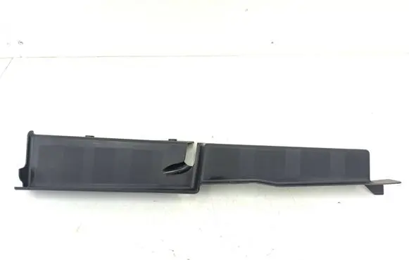 Volvo XC40 Fender end trim 31651853
