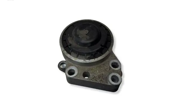 Volvo V70 Engine mount bracket 9G916F012BB