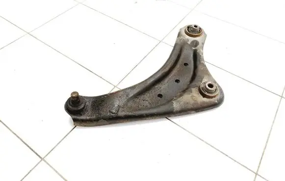 Front lower control arm/wishbone