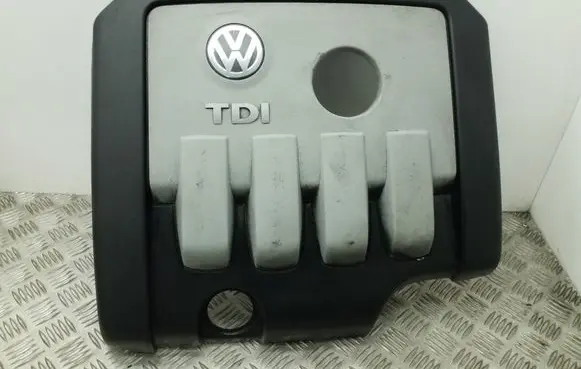 Volkswagen Golf Plus Engine cover (trim) 03G103925