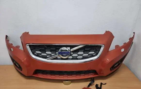 Volvo C30 Front bumper
