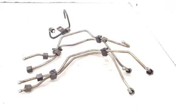 Citroen C5 Fuel injector supply line/pipe