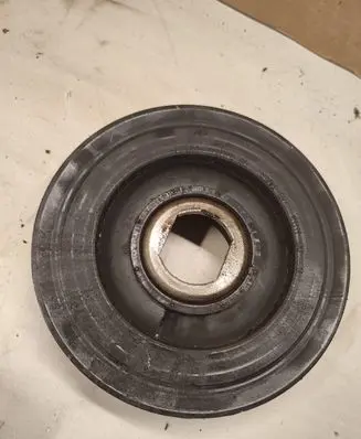Renault Laguna III Crankshaft pulley