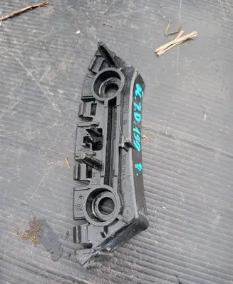 Volkswagen Up Front bumper mounting bracket 1s0807184a
