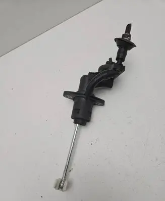 Audi A4 S4 B7 8E 8H Clutch master cylinder 8e2721401ac