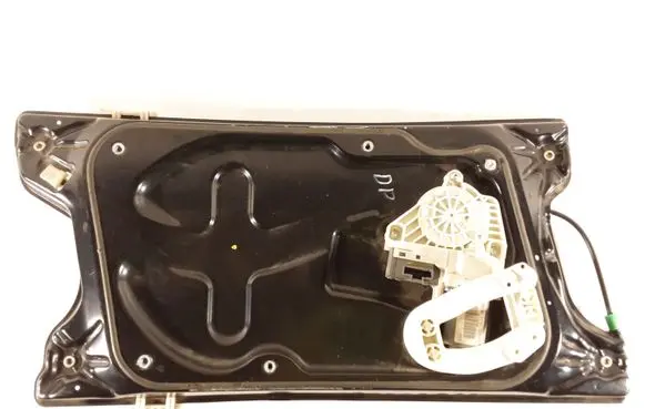 Land Rover Discovery 3 - LR3 Front door window regulator with motor 994731 D2R5A CUR1111