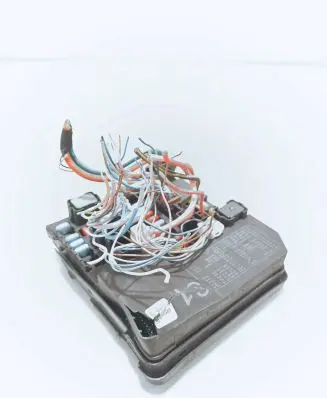 Nissan Juke I F15 Fuse box set 284B71TV2C 4461008871