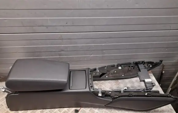 Audi A6 S6 C7 4G Armrest