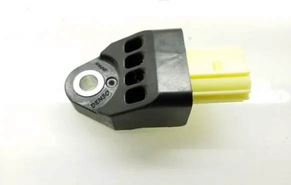 Toyota RAV 4 (XA30) Airbag deployment crash/impact sensor 8983142010