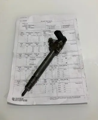 Mercedes-Benz E W211 Fuel injector A6280700387 6280700387