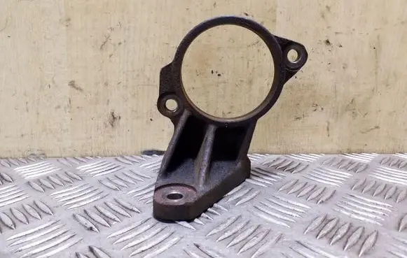 Toyota Avensis T220 Driveshaft support bearing bracket 