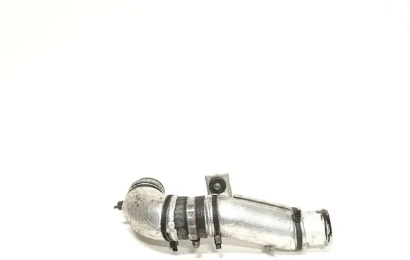 BMW 5 F10 F11 Intercooler hose/pipe 