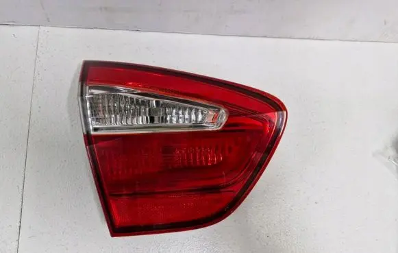 KIA Rio Rear/tail lights 92403-1W2