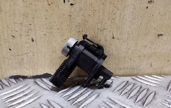 Seat Toledo IV (NH) Turbo solenoid valve 1K0906283A