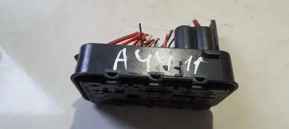 Volkswagen Golf V Sensor 1K0937700B