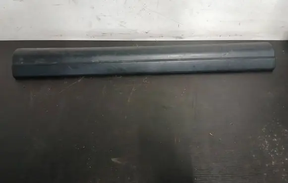 BMW 5 E60 E61 Front sill trim cover 7025007 22339910