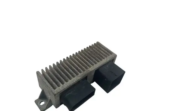 Renault Trafic III (X82) Glow plug pre-heat relay 271206395R