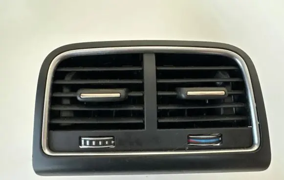 Audi A4 S4 B8 8K Dash center air vent grill 8K0819203