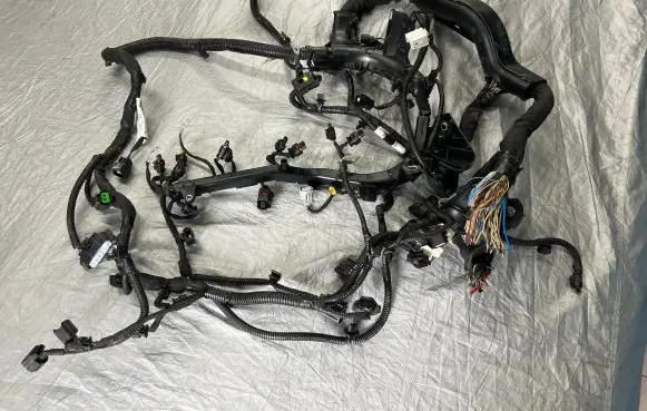 Volvo S60 Engine installation wiring loom 32233561 AET86 PUU2