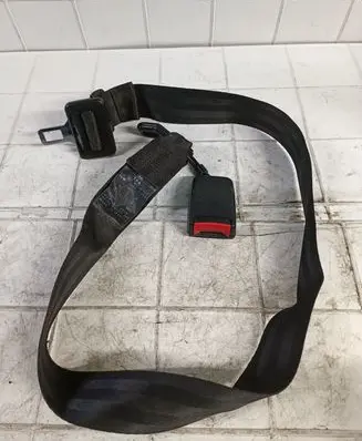 Skoda Octavia Mk1 (1U) Middle seatbelt (rear) 1J0857487A 0436070
