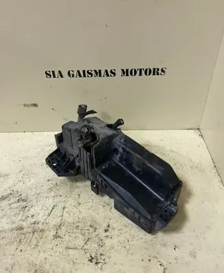 Nissan Almera Tino Fuse box set