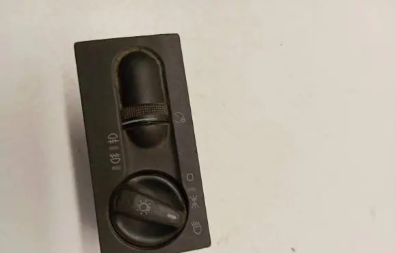 Light switch