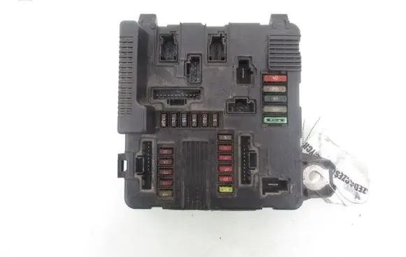 Renault Scenic II - Grand scenic II Central body control module S118399200D 8200306032A