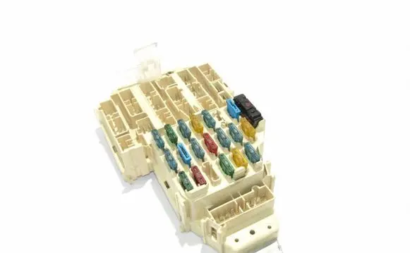 Mazda 626 Fuse module