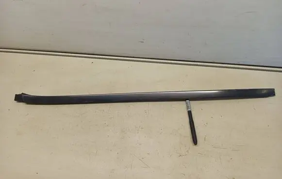 Mercedes-Benz CLK A209 C209 Windshield trim 