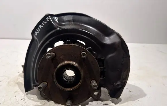 Toyota Auris E180 Front wheel hub