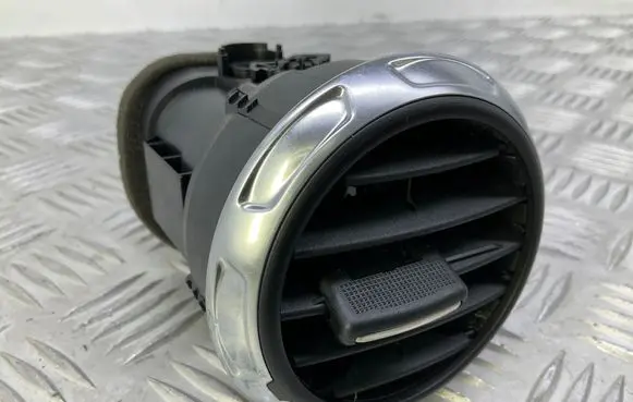 Audi TT TTS Mk2 Dash center air vent grill 8J0820901D