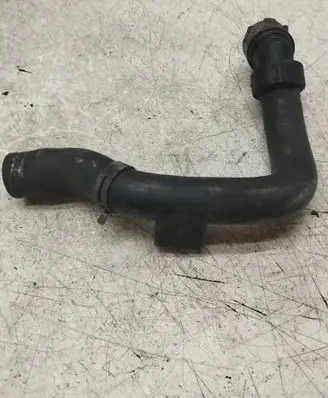 Volkswagen PASSAT B5 Engine coolant pipe/hose 8D0121121AD