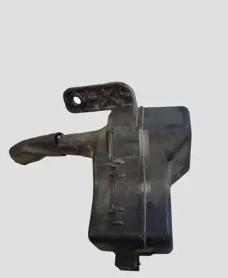 Toyota Avensis T250 Relay mounting block 9008087030