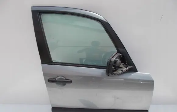 Fiat Sedici Front door