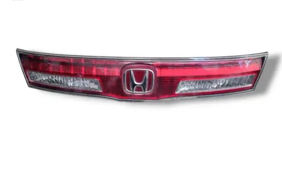 Honda Civic Tailgate trim 132-17165 33700-SMG-E51
