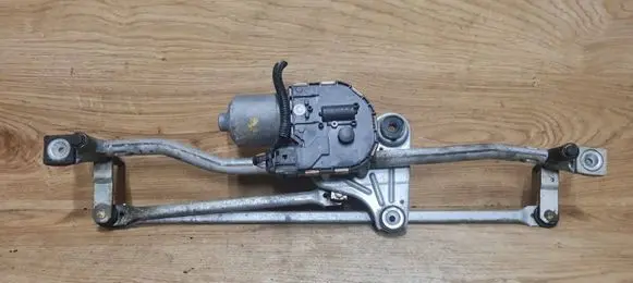 Front wiper linkage and motor