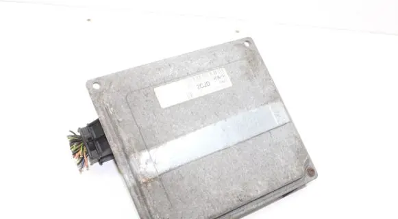 Ford Fiesta Engine control unit/module 6S6112A650FD