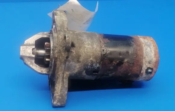Opel Vivaro Starter motor 8200621305 8200621305A