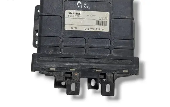 Audi A4 S4 B5 8D Gearbox control unit/module 01N927733AR 0205960490 5WK3322A