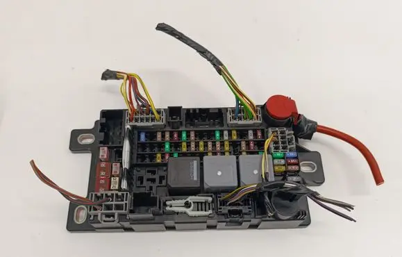 Jaguar E-Pace Fuse module MK7214N030AA
