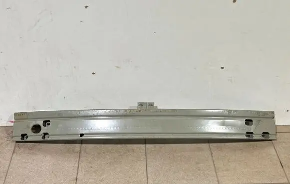 Nissan Pulsar Front bumper cross member 620323ZLIH