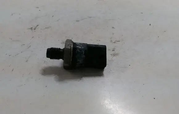 Fuel pressure sensor
