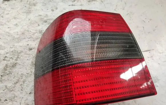 Volkswagen PASSAT B4 Rear/tail lights 14190100
