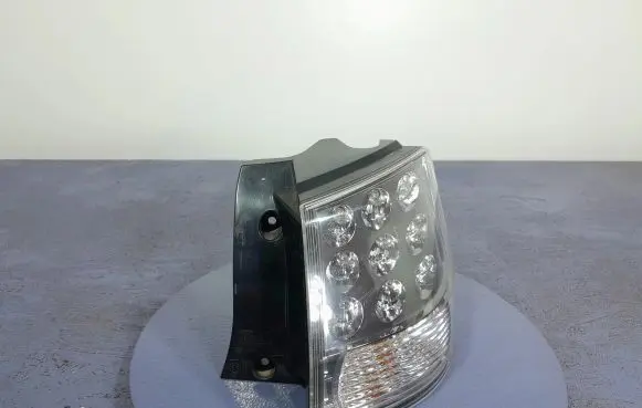 Mitsubishi Outlander Rear/tail lights 220-87813