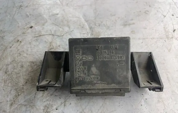 Ford Fiesta Light module LCM 09135156