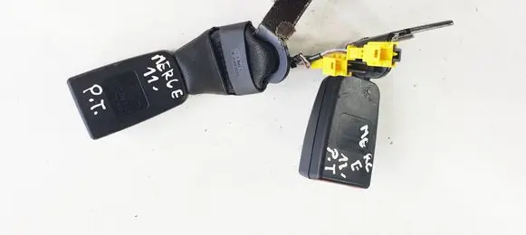 Mercedes-Benz E W212 Rear seatbelt buckle