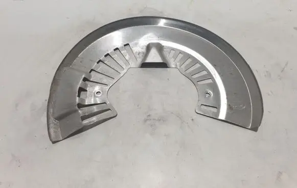Chrysler Pacifica Front brake disc dust cover plate 516ABR 20192579010