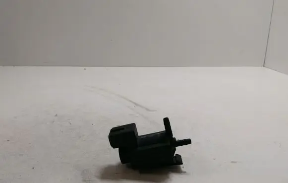 Opel Vectra C Vacuum valve 72213800