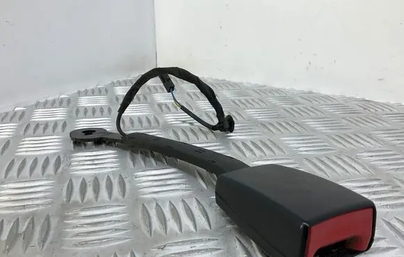 Volkswagen Golf VII Front seatbelt buckle 5G4857756C